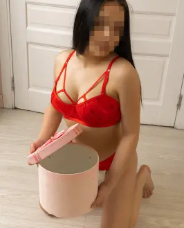 Массажистка Милана из